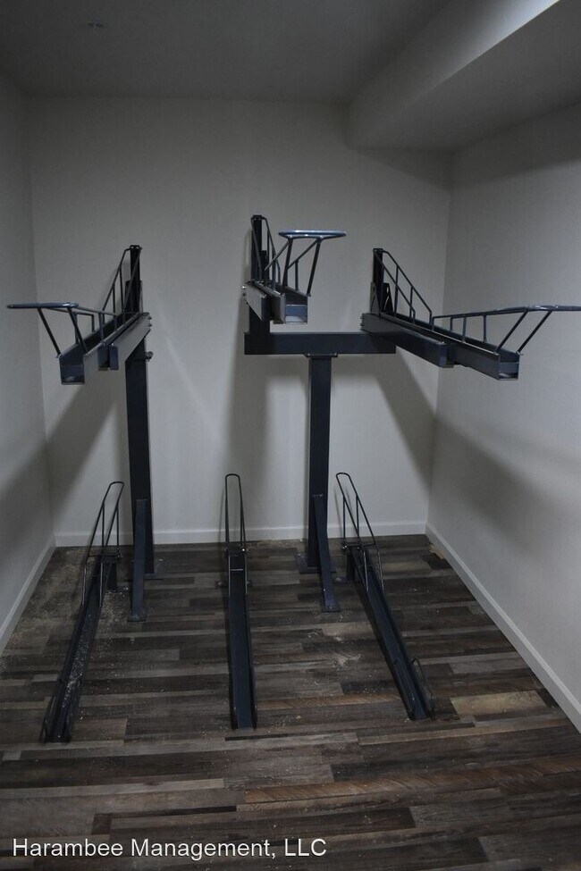 Building Photo - 2 br, 2 bath Apartment - 2305 SE 159th Ave