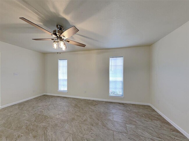 Foto del edificio - 4809 Cedar St