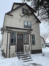 Building Photo - 707 S 5th Ave
