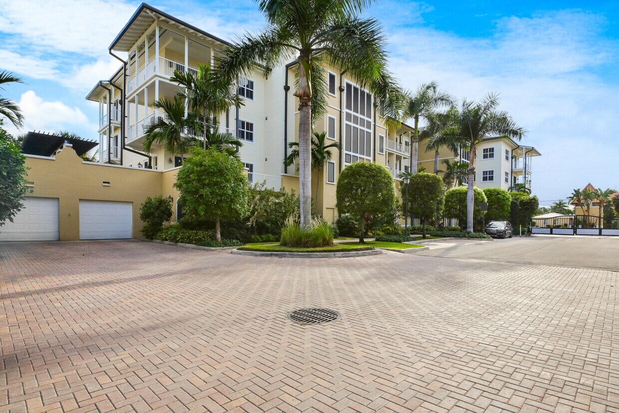 3940 N Flagler Dr Unit 201, West Palm Beach, FL 33407 Condo for Rent