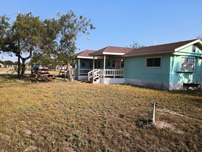 Building Photo - 9503 N Seminary Rd