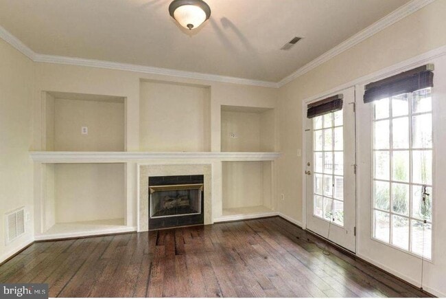 Building Photo - 12132 Chancery Station Cir