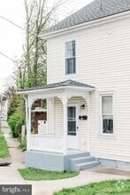Building Photo - 420 Faulkner Ave