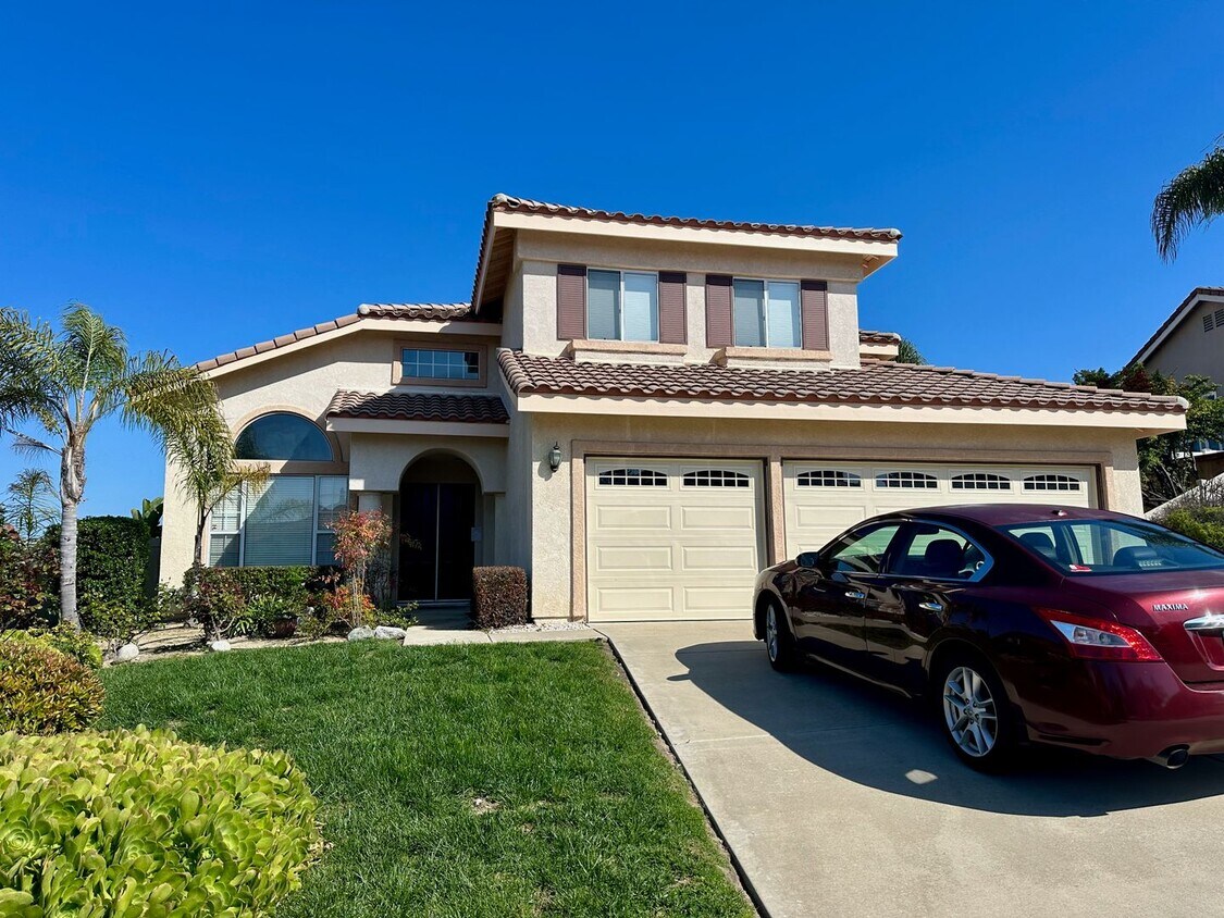 Primary Photo - Welcome Home! 4 Bedroom with Canyon views
