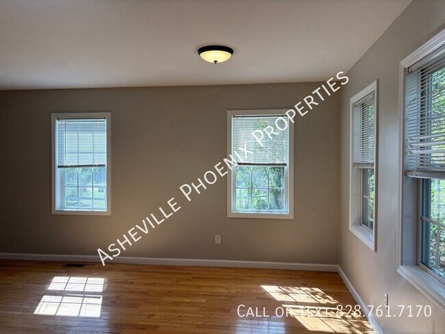 Foto del edificio - 101 Lanier Ln