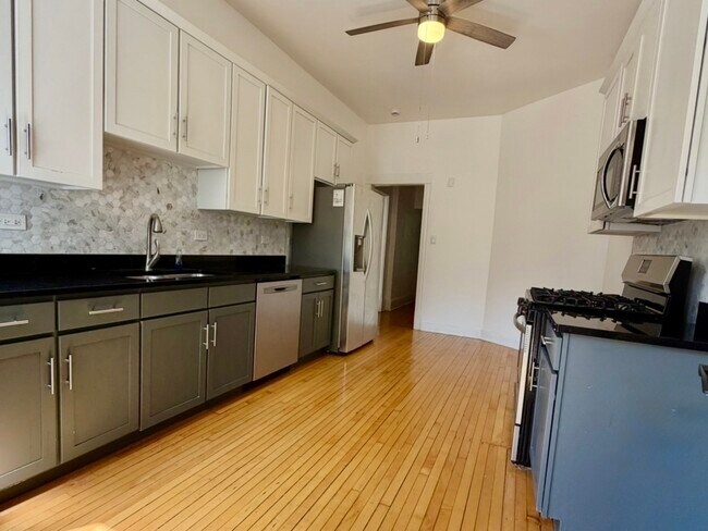 Foto del edificio - 5135 S Dorchester Ave