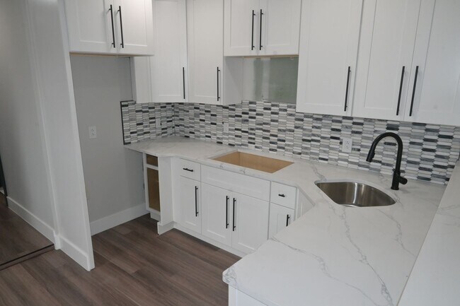 Foto del edificio - 3564 Ruth St