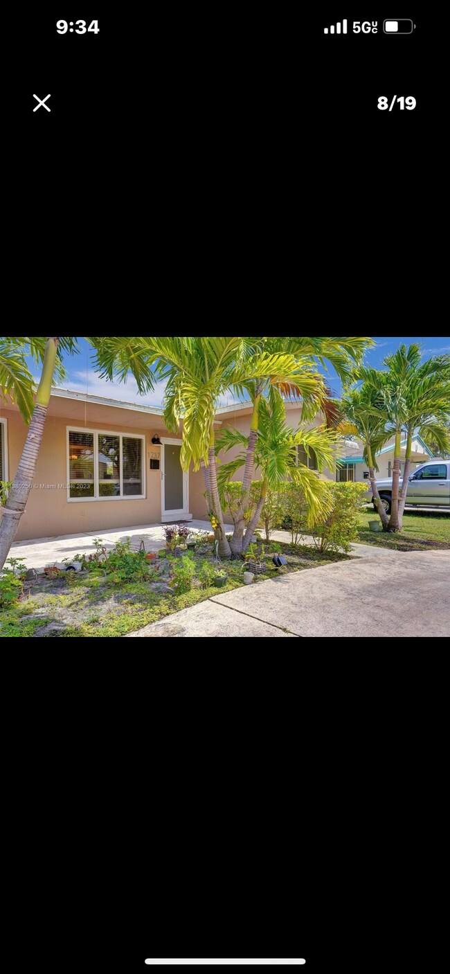 Building Photo - 1737 N 16th Ct