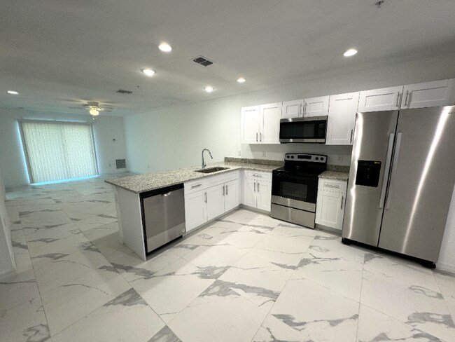 Foto del edificio - 746 SW 8th Terrace