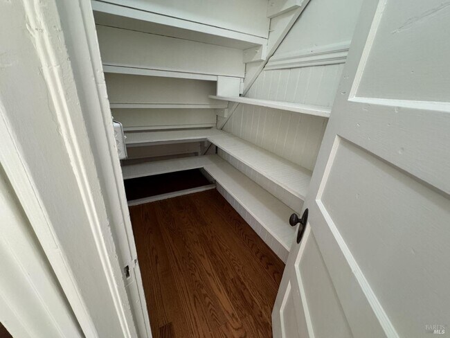 Foto del edificio - 321 B St