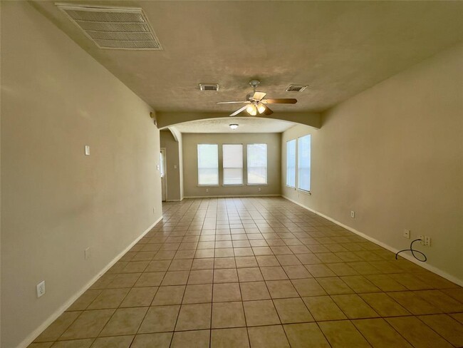 Building Photo - 21135 Kenswick Meadows Ct