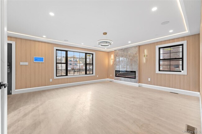 Foto del edificio - 249-17 147th Rd