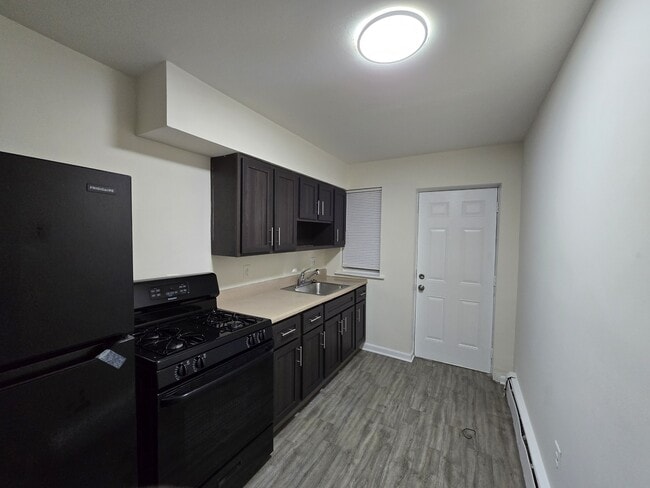 Building Photo - 1115 Keystone Rd