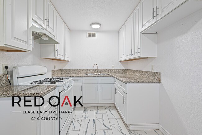 Foto del edificio - 8335 Washington Blvd