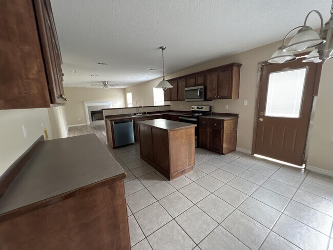 Foto del edificio - 4112 Williams St