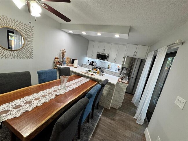 Foto del edificio - 8535 Boca Rio Dr