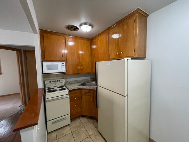Foto del edificio - 4820 W Forest Home Ave