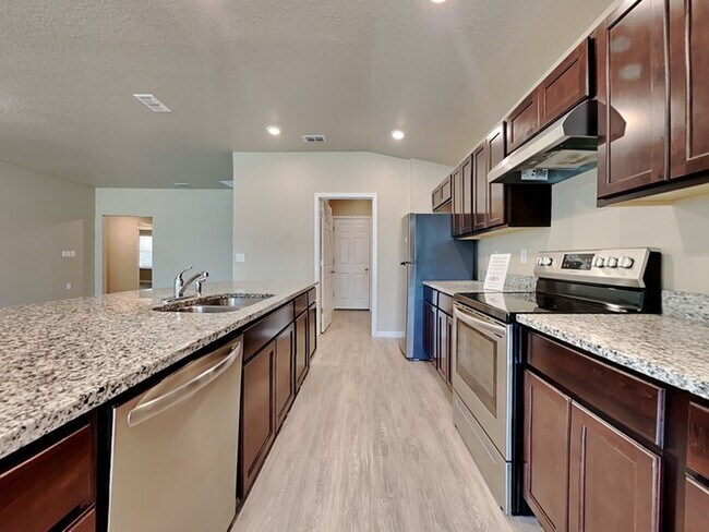 Building Photo - 8688 Kaye Ln