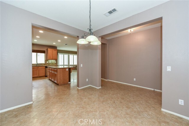 Foto del edificio - 16060 Moonflower Ave