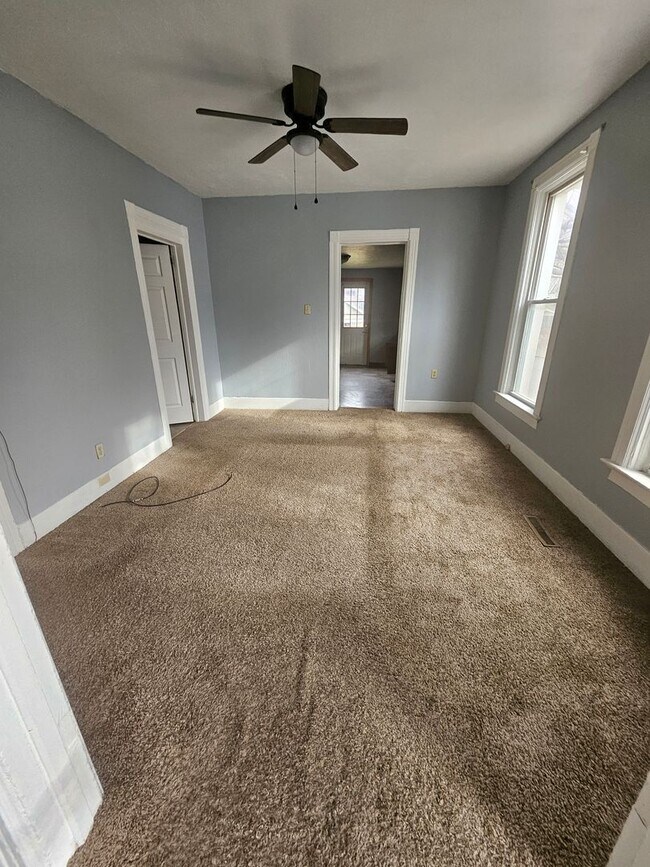 Foto del edificio - Four bedroom single family home Lower East Side