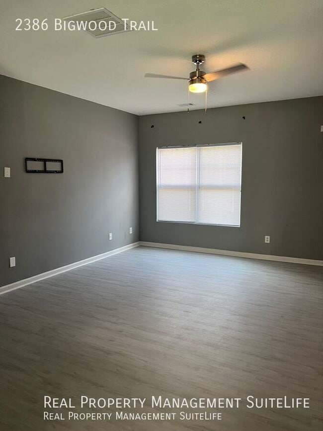 Foto del edificio - 2386 Bigwood Trail
