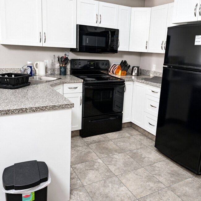 Building Photo - 44 Allanbrooke Dr