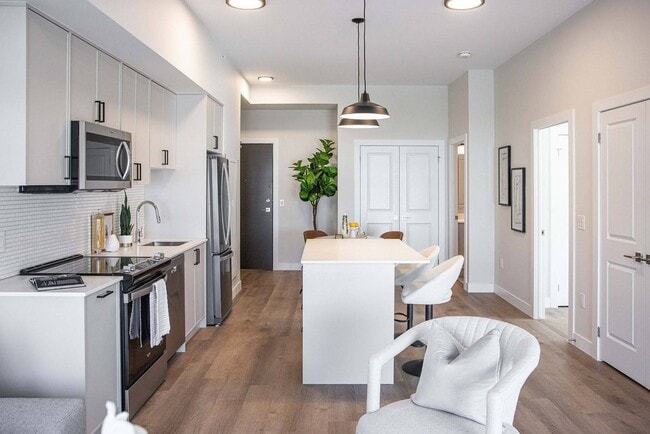 Building Photo - The Merritt