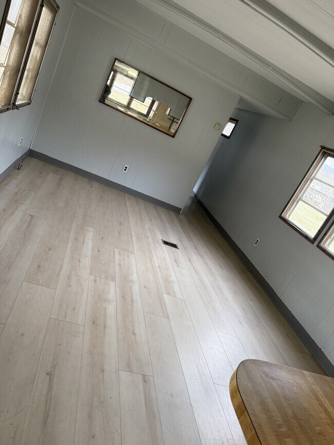 Foto del edificio - 1108 S Walnut Dr