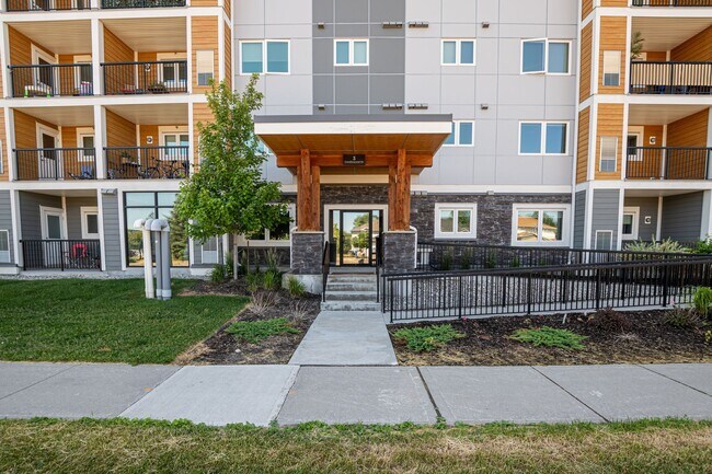 Photo du bâtiment - 772 Paisley Rd