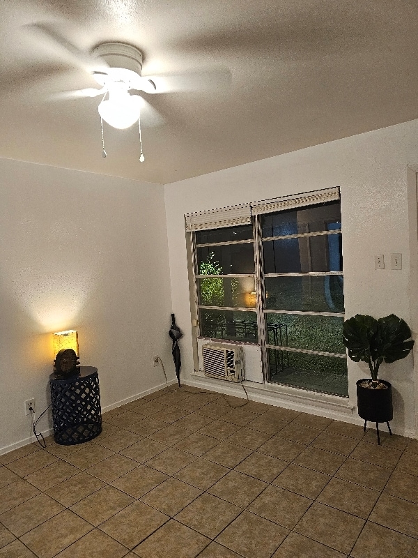 Building Photo - 4011 Happy Canyon Dr