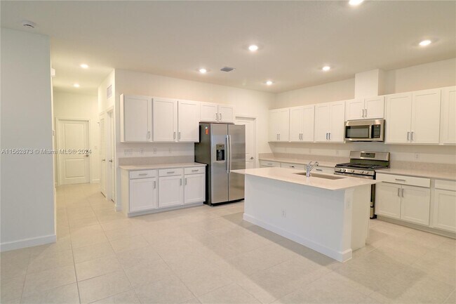 Foto del edificio - 1368 Haywagon Tr.