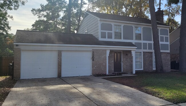 Building Photo - 2206 Cypress Tree Dr