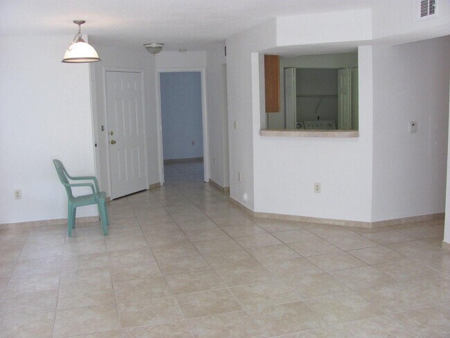 Foto del edificio - 815 Boynton Beach Blvd