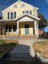 Building Photo - 1512 8th St SE Building Photo - 1512 8th St SE