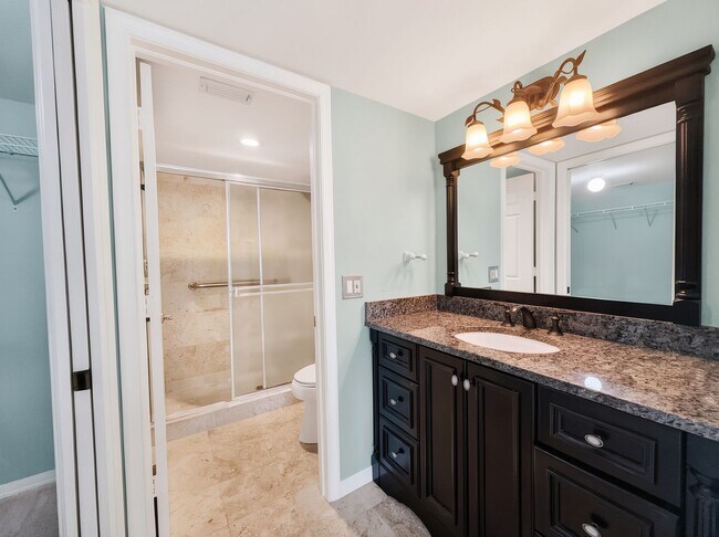 Foto del edificio - 3041 Sandpiper Bay Cir