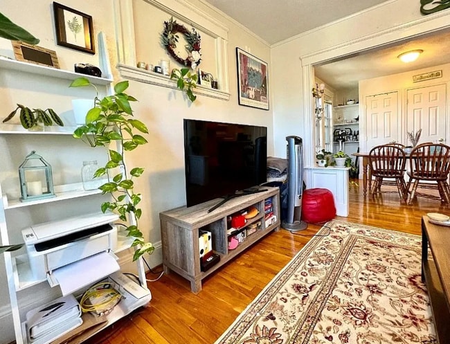 Building Photo - 220 Summer St