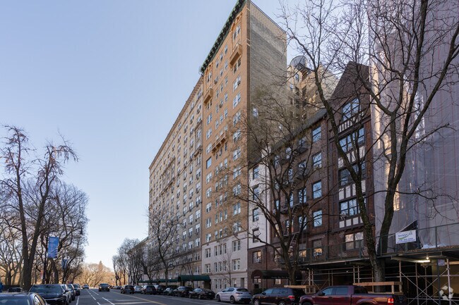 Building Photo - 20 W 77th St