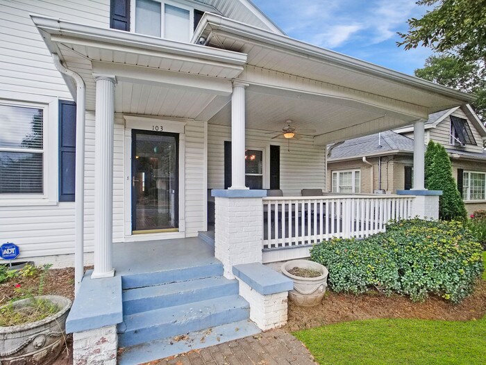 Primary Photo - 103 Elm St