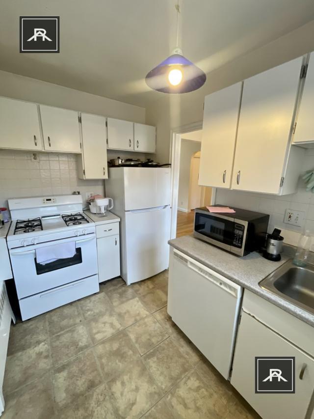 Building Photo - 2 bedroom in Brighton MA 02135