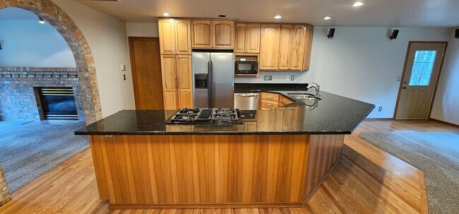 Building Photo - Spacious McCormick Woods Home