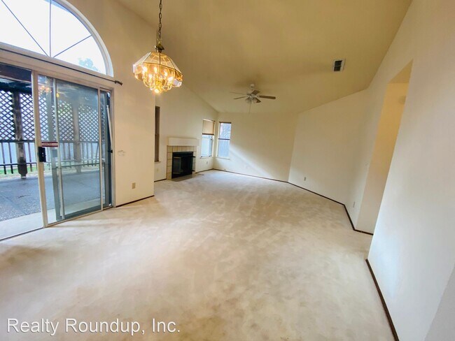 Foto del edificio - 3 br, 2 bath House - 8004 Ruxton Ct