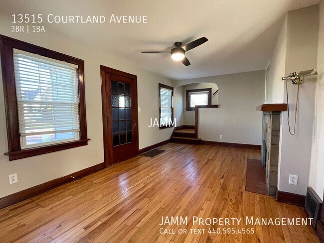 Foto del edificio - 13515 Courtland Ave