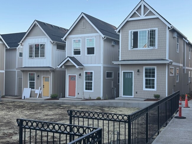 Building Photo - Buckland Cottages