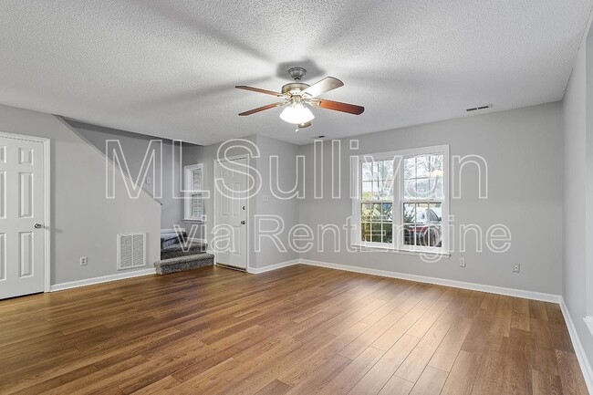 Building Photo - 2200 Anthony Dr