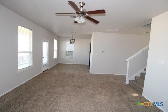 Building Photo - 2306 Jesse Dr