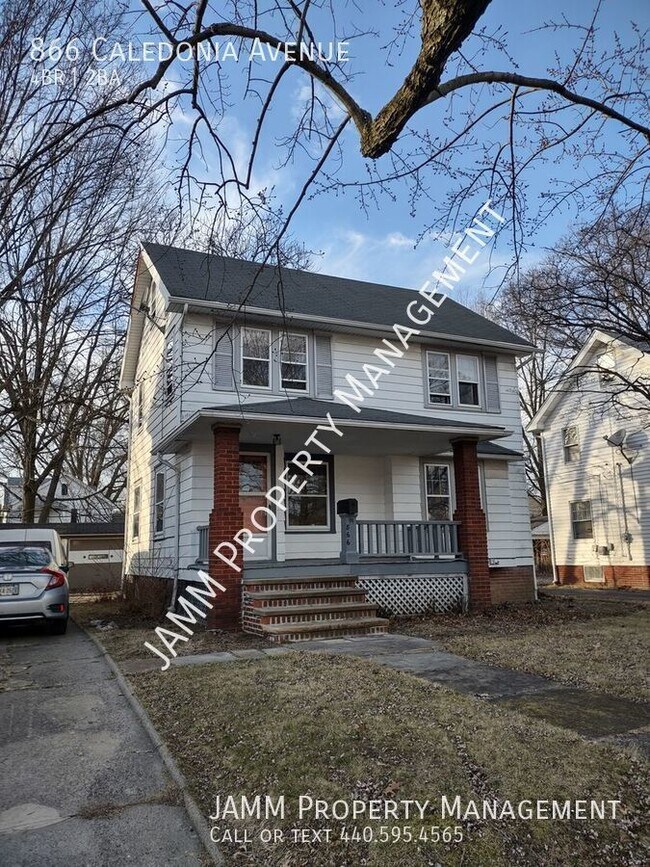 Foto del edificio - 4-Bedroom Single Family home in Cleveland!