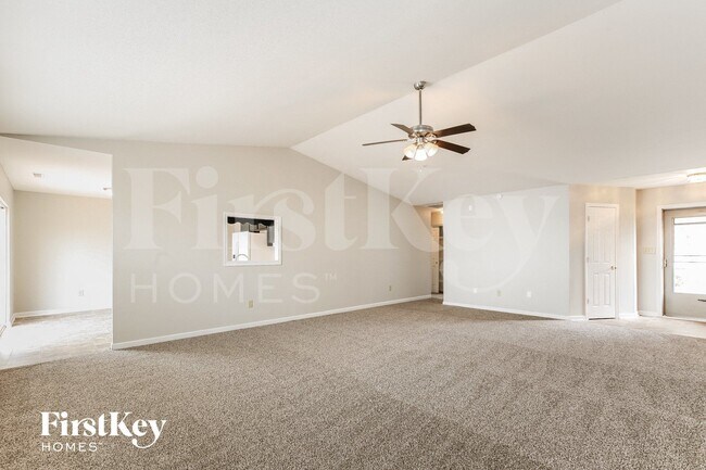 Foto del edificio - 6223 Copeland Lakes Ln