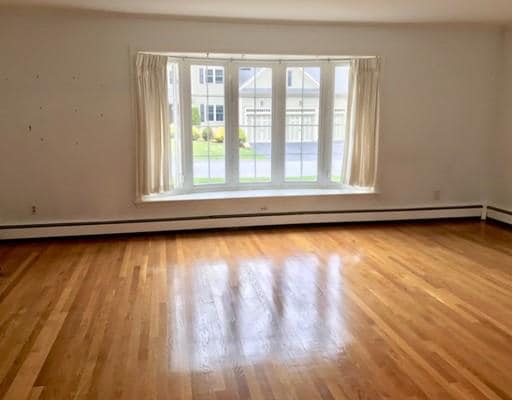 Building Photo - 15 Linmoor Terrace