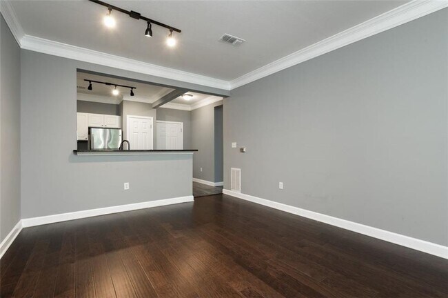 Foto del edificio - 1121 Westchester Ln NE