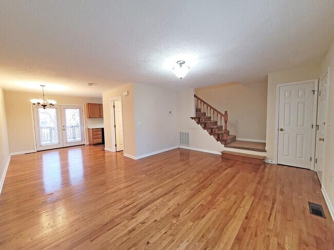 Foto del edificio - 807A Edgemont Terrace SW